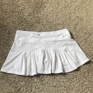 White Lululemon pleated tennis skirt